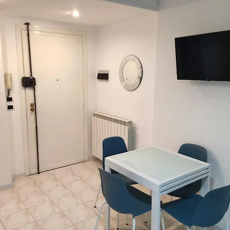 Indaco Apartment